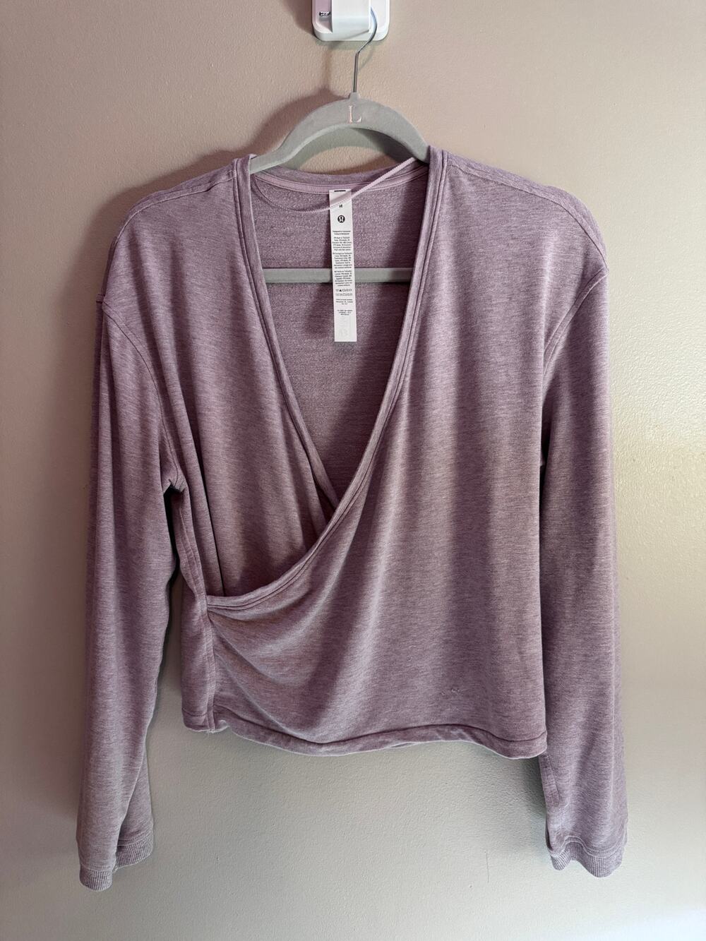 Lululemon Women’s M Heathered Mauve Wrap Front Long Sleeve Top